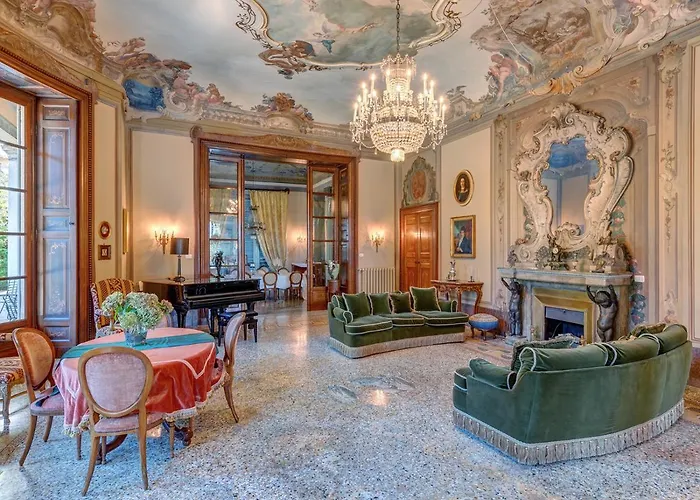 Platamone Villa Como