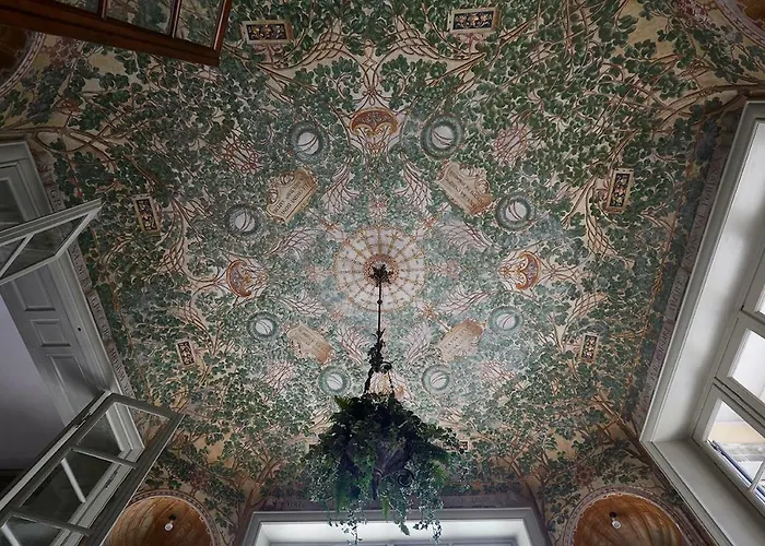 Platamone Villa *