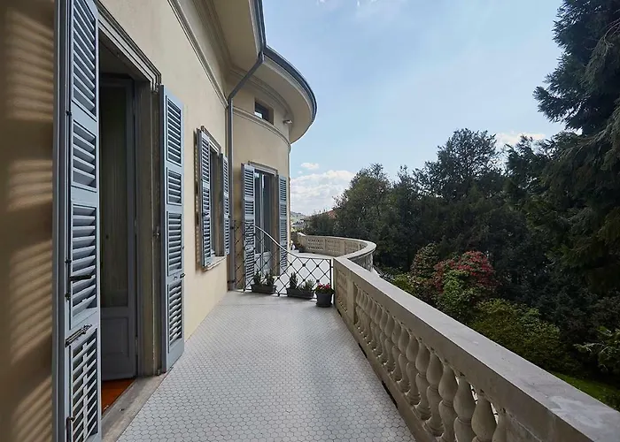 Villa Platamone *
